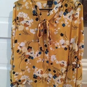 Worthington size S floral work blouse